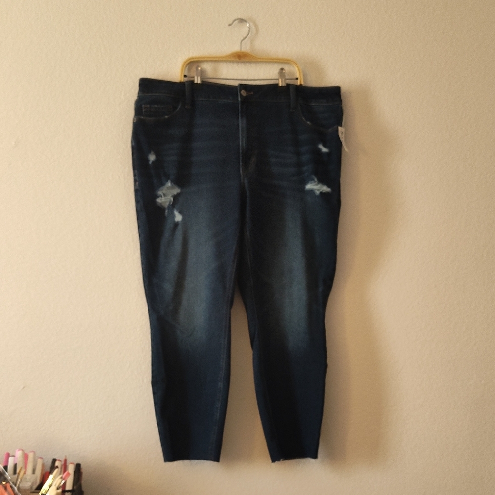 Old Navy Dark Blue Cropped Jeans